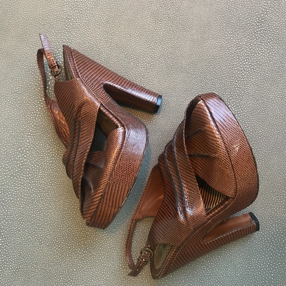 supercute retro MOSCHINO platforms - Picture 2 of 5